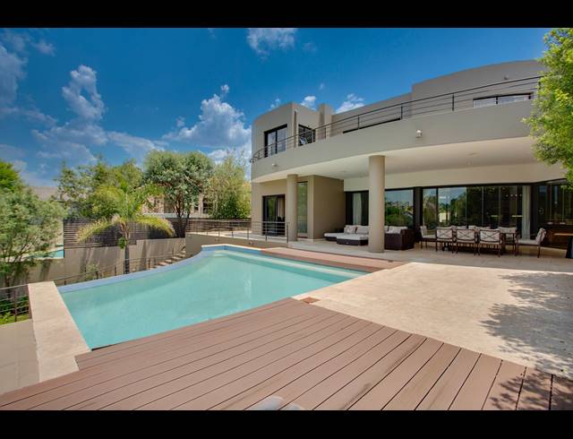 6 BEDROOM HOUSE FOR SALE IN DAINFERN VALLEY ESTATE